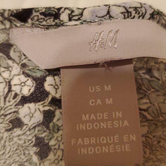 H&M green floral long sleeve dress size Medium - Picture 8 of 11